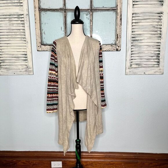 Adorable Asymmetrical Cardigan by Flying Tomato - Picture 2 of 8